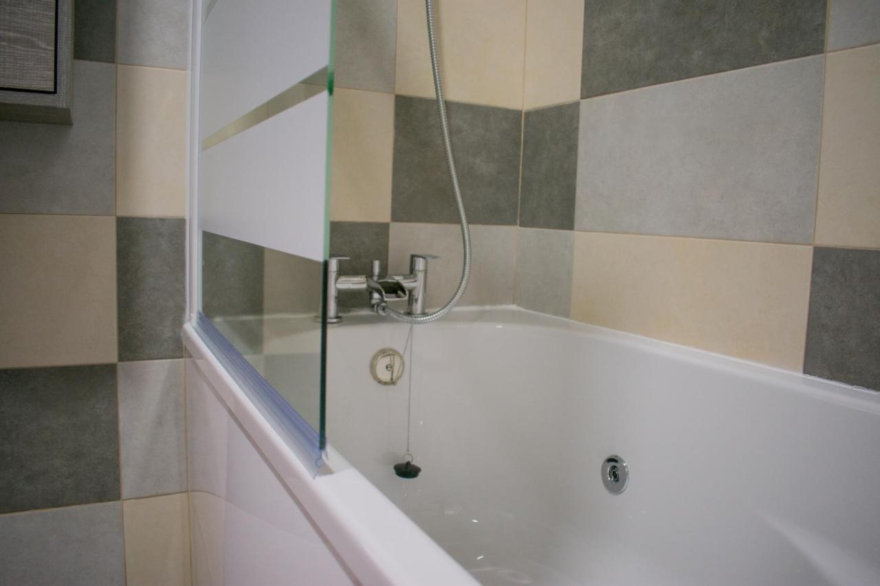 Apartamentos Cerezo La Codosera Dış mekan fotoğraf