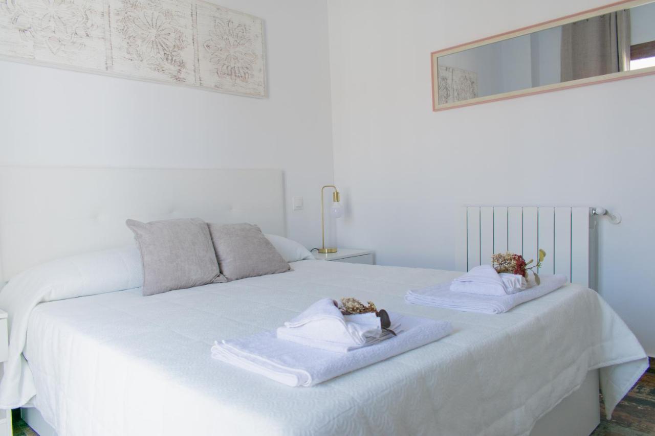 Apartamentos Cerezo La Codosera Dış mekan fotoğraf