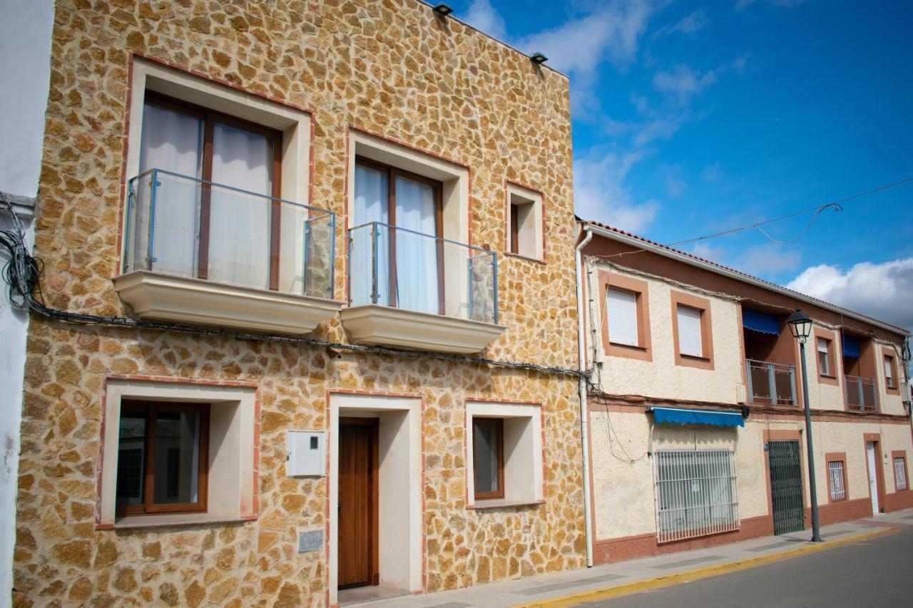 Apartamentos Cerezo La Codosera Dış mekan fotoğraf