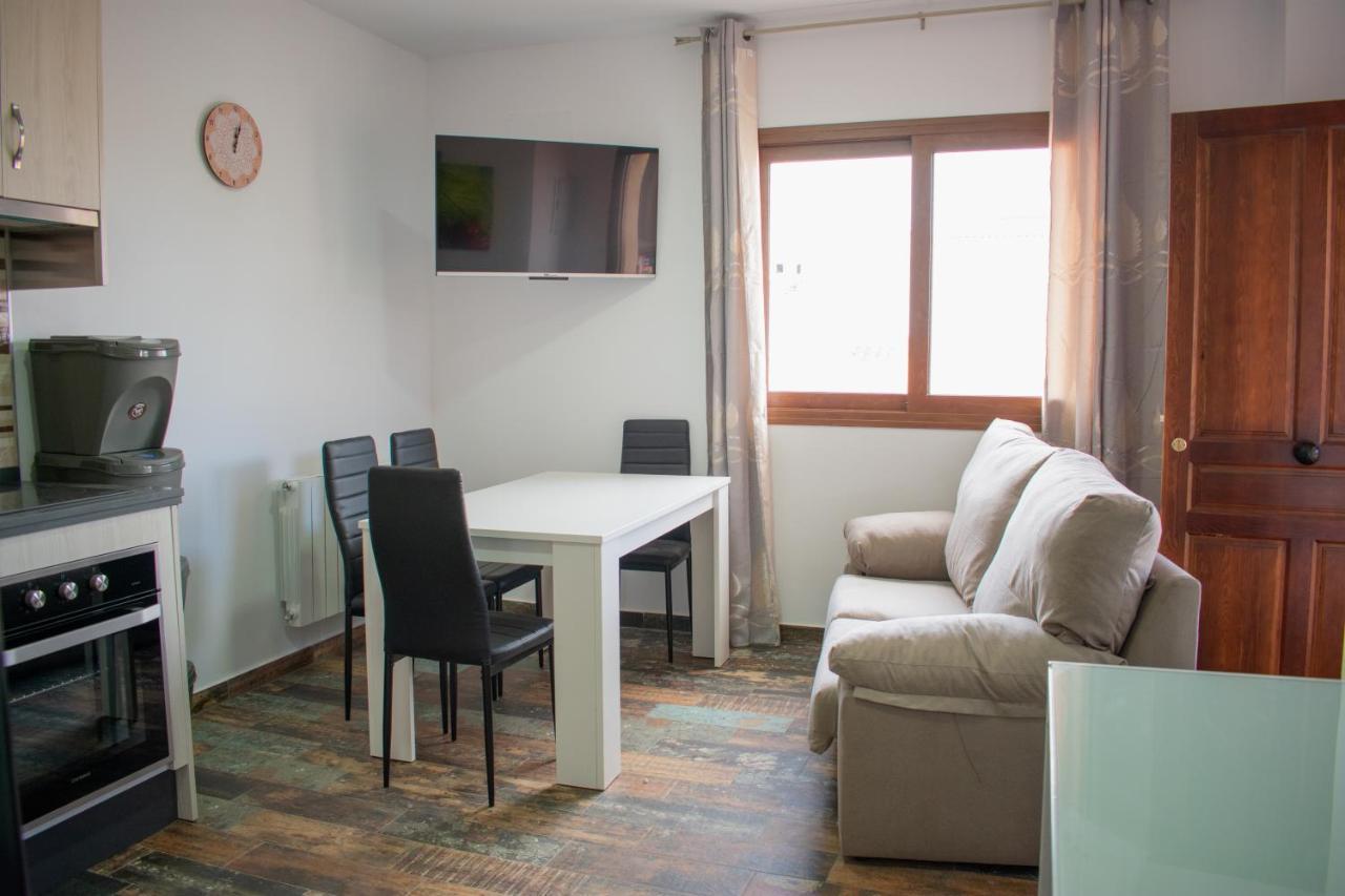 Apartamentos Cerezo La Codosera Dış mekan fotoğraf